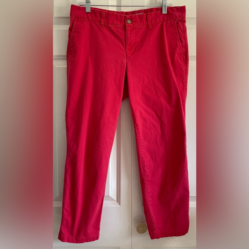 GAP Girlfriend Khaki, straight leg, size 8 regular. Salmon/pink.